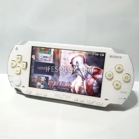 PlayStation Portable PSP 1000 series Game Console with 16GB Memory Stick and 15 Games (White) - Foreign Used