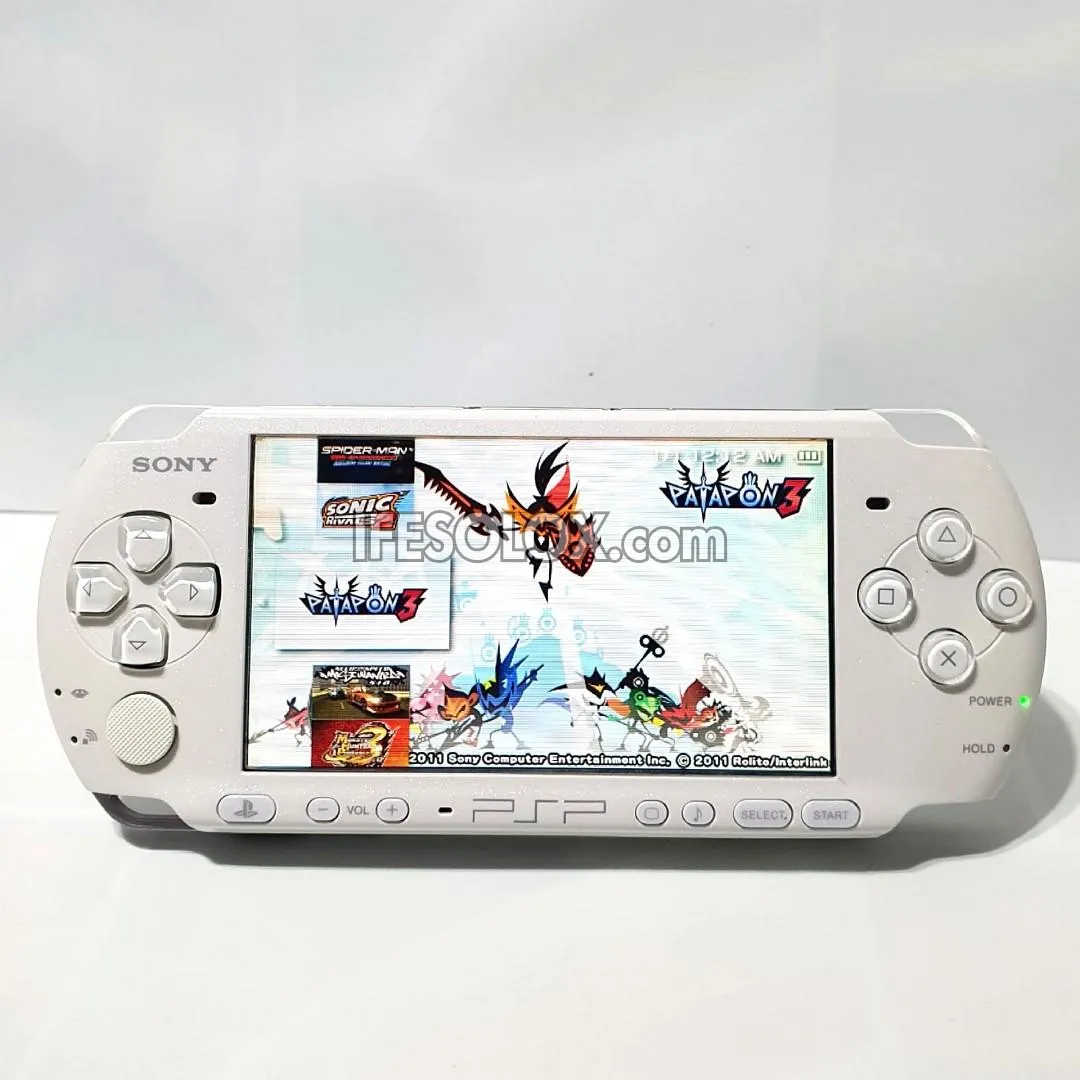 PlayStation Portable PSP 3000 series Brite Game Console with 16GB Memory Stick and 15 Games (White) - Foreign Used